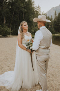 Yosemite elopement photographer cathedral beach sunset elopement 30