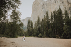Yosemite elopement photographer cathedral beach sunset elopement 41