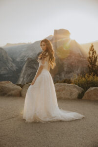 Yosemite elopement photographer glacier point sunrise elopement 16