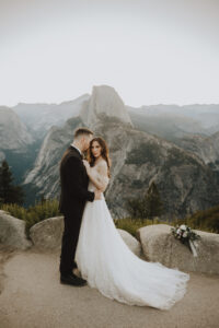 Yosemite elopement photographer glacier point sunrise elopement 7
